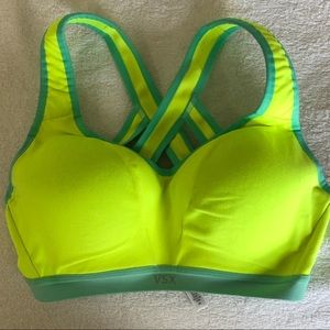 VSX INCREDIBLE SPORTS BRA BY VICTORIA SECRET